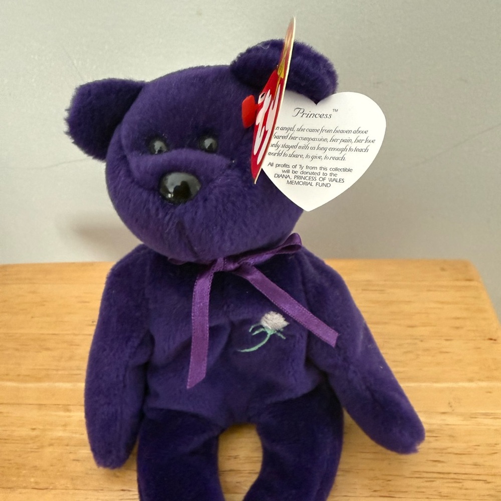 Rare 1997 TY Bear Princess Diana. PVC pellets and “no space” $750.00